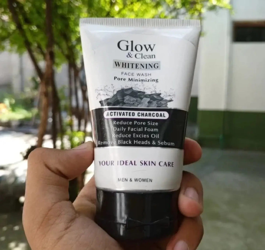 Glow & Clean WHITENING face wash pure minimizing (ACTIVATED CHARCOAL)